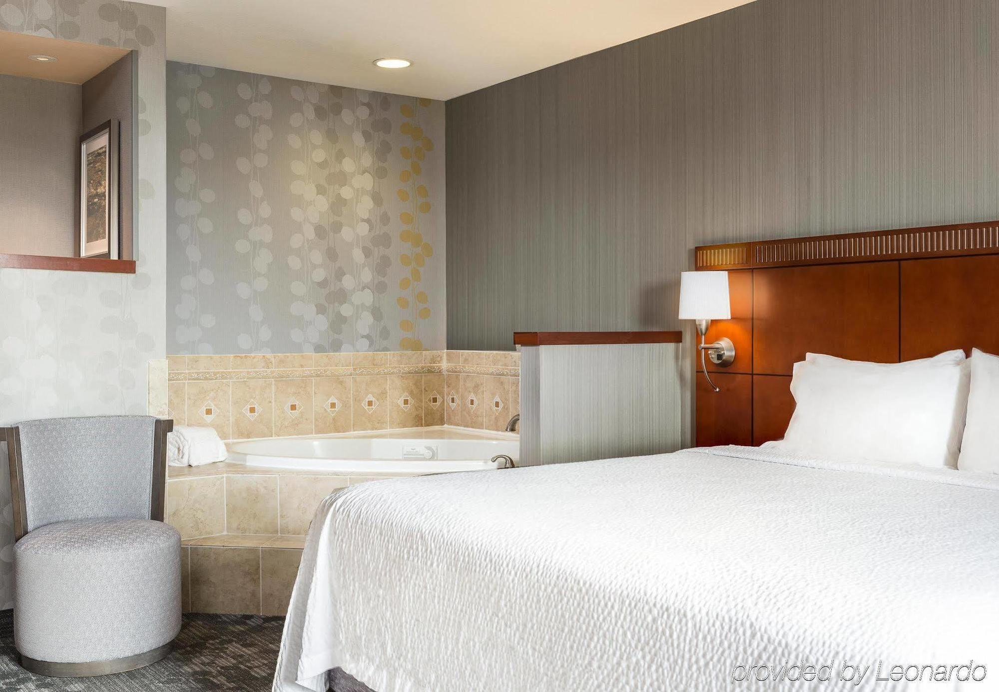 Courtyard By Marriott Columbia Otel Dış mekan fotoğraf